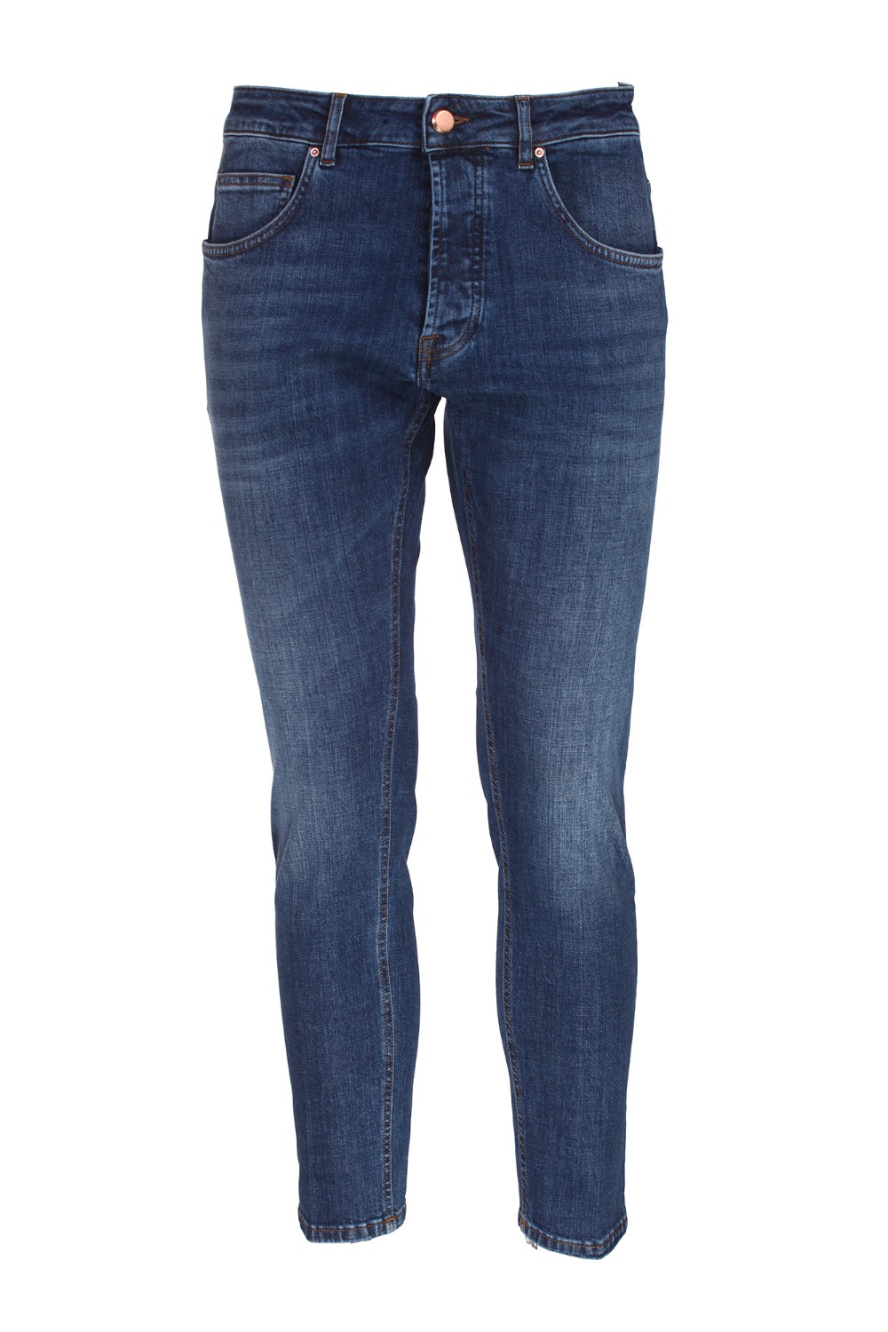 shop DON THE FULLER Saldi Jeans: Don The Fuller jeans "Yaren" in cotone.
Chiusura con bottone.
Modello cinque tasche.
Tapered fit.
Composizione: 98% Cotone 2% Elastan.
Fabbricato in Italia.. YAREN DTF FW1715-D number 8299500